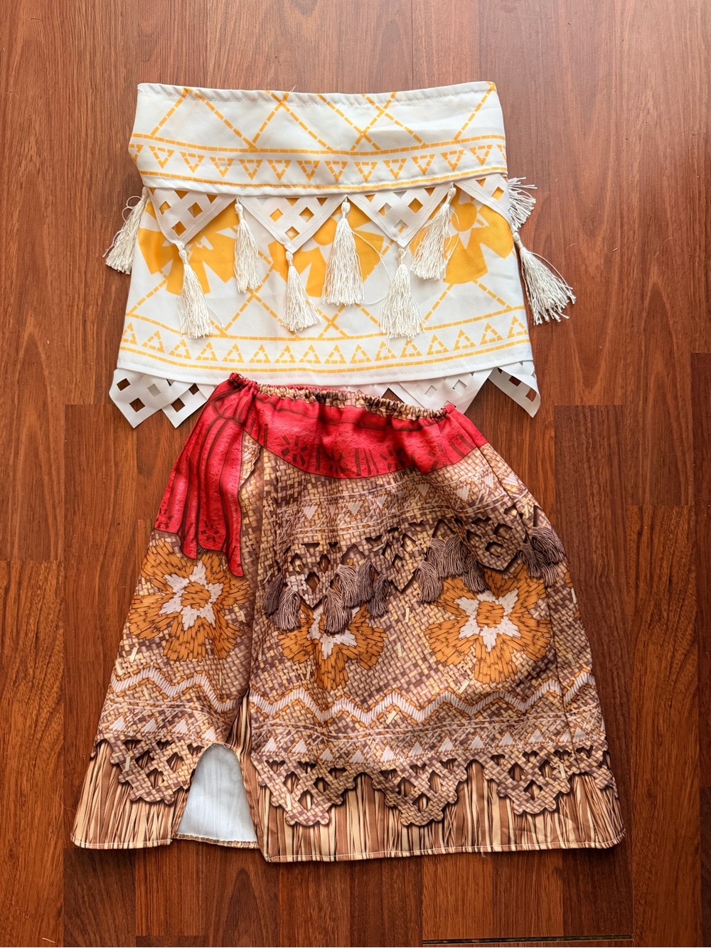 Girls White & Yellow Moana Two-Piece Costume Set